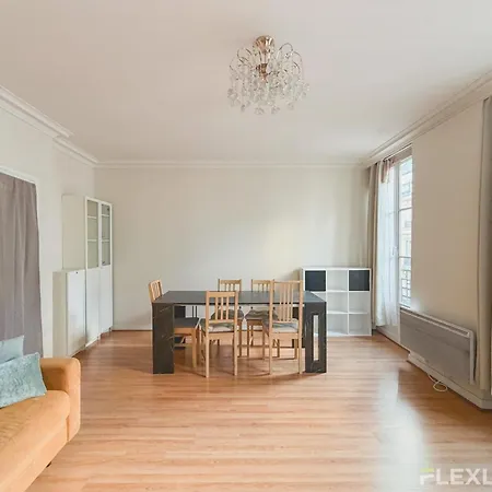 3-bedroom In The Heart Of Cultural Theatre Quarter * Parigi