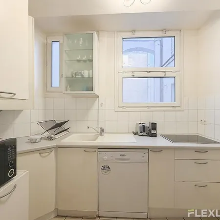 Appartamento 3-bedroom In The Heart Of Cultural Theatre Quarter *
