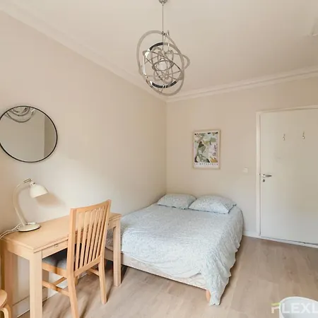 3-bedroom In The Heart Of Cultural Theatre Quarter Appartamento