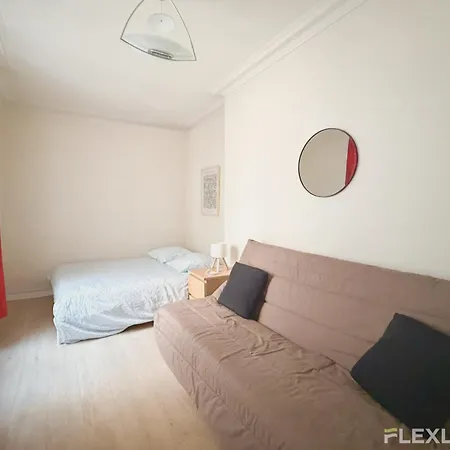 Appartamento 3-bedroom In The Heart Of Cultural Theatre Quarter *