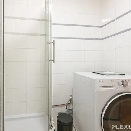 3-bedroom In The Heart Of Cultural Theatre Quarter *