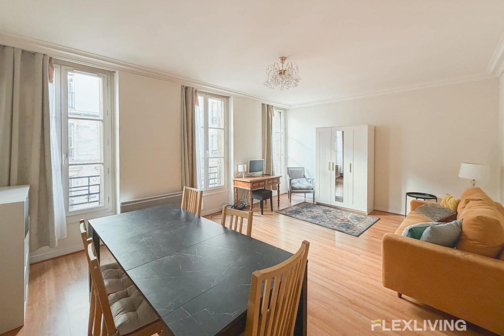 Appartamento 3-bedroom In The Heart Of Cultural Theatre Quarter